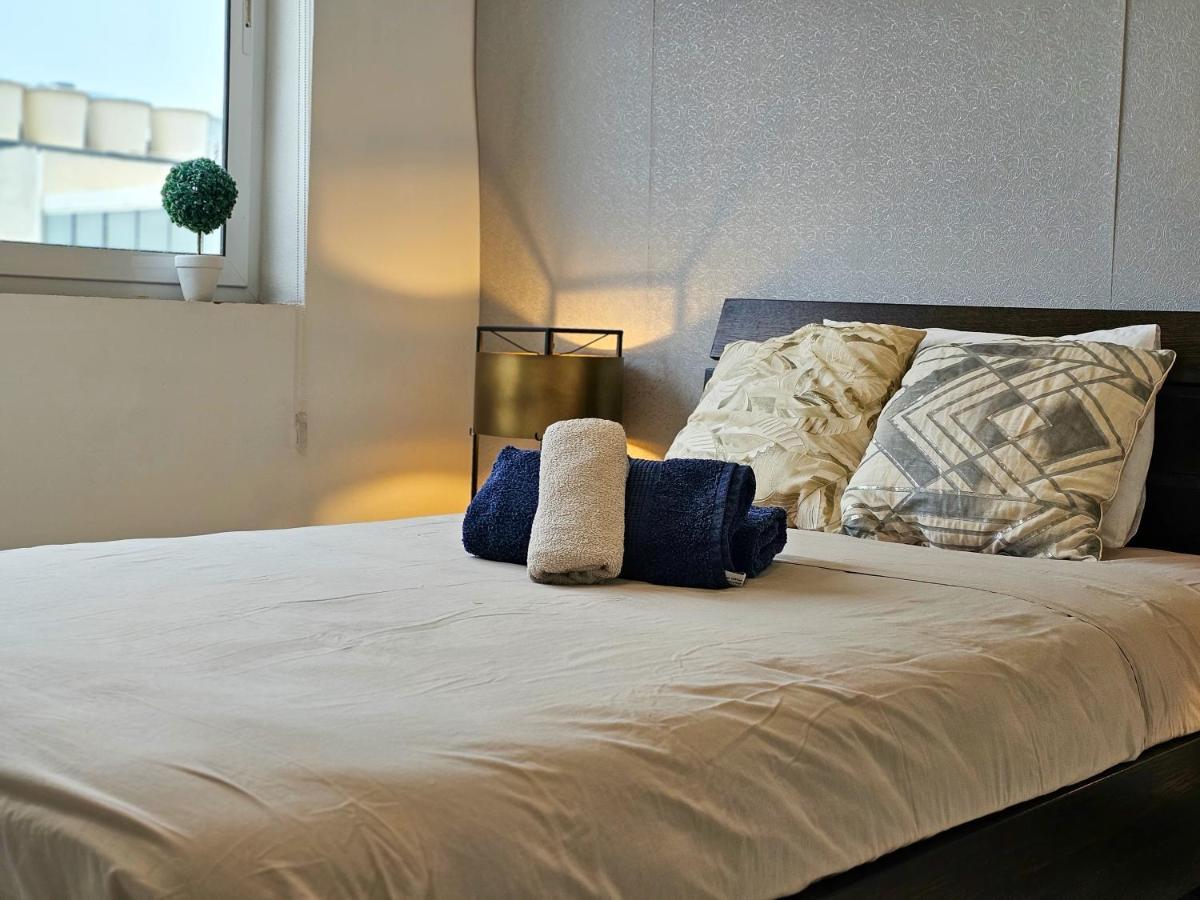 Ferienwohnung Mive Luxury Sea View Penthouse Gzira Exterior foto
