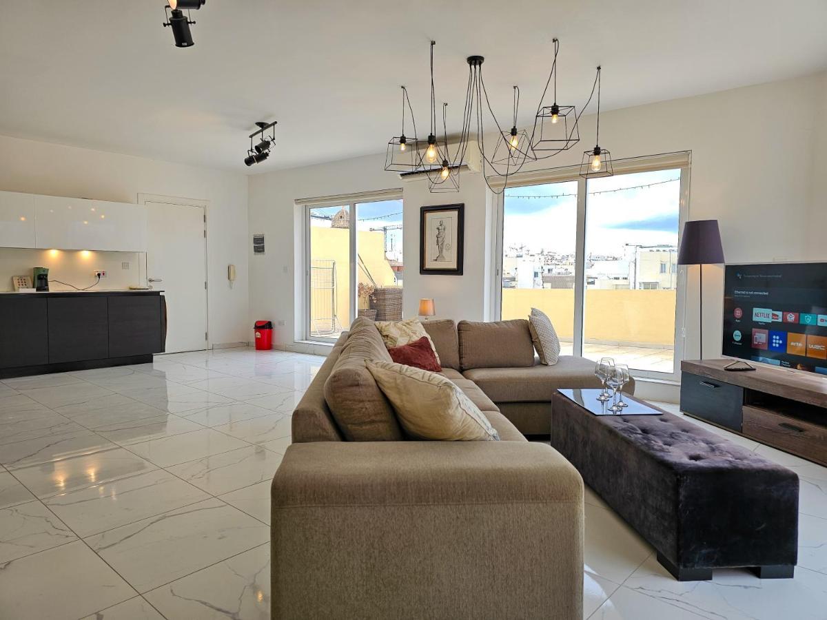 Ferienwohnung Mive Luxury Sea View Penthouse Gzira Exterior foto