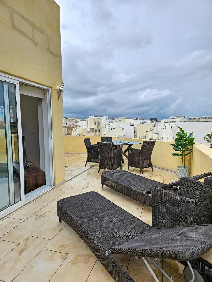 Ferienwohnung Mive Luxury Sea View Penthouse Gzira Exterior foto