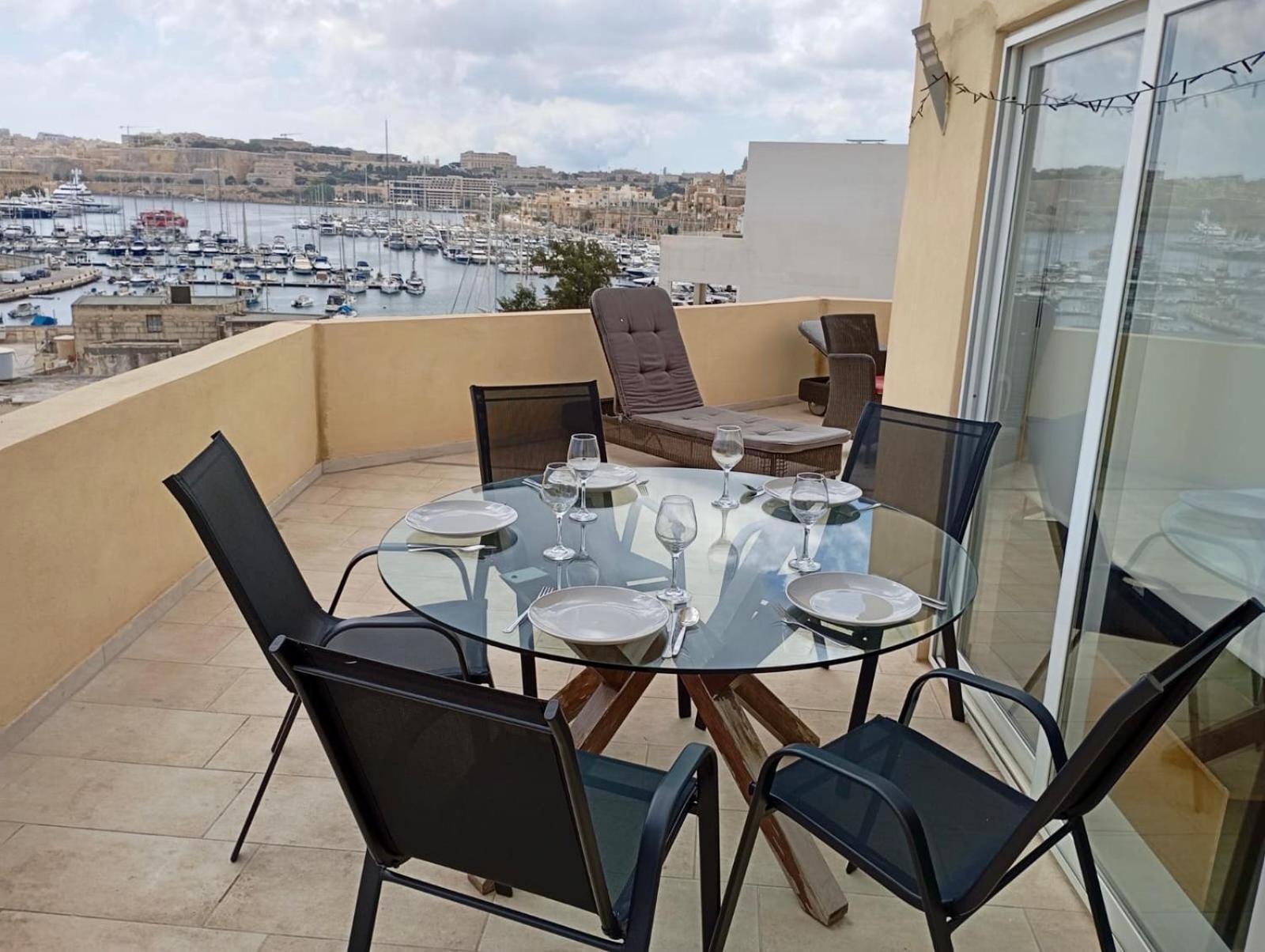 Ferienwohnung Mive Luxury Sea View Penthouse Gzira Exterior foto