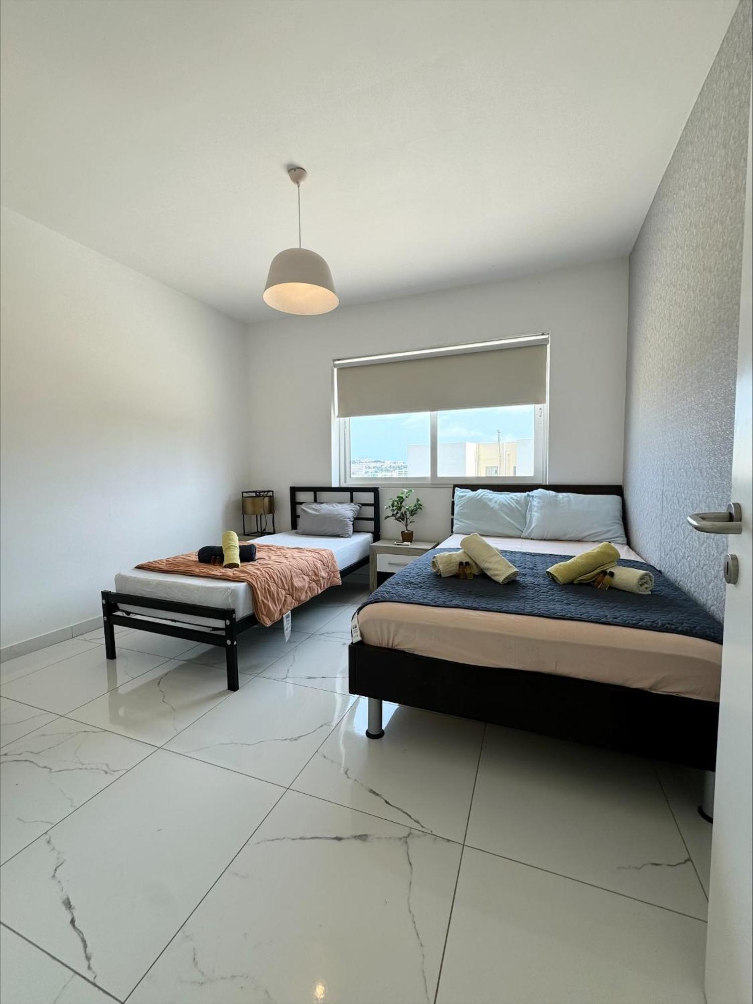 Ferienwohnung Mive Luxury Sea View Penthouse Gzira Exterior foto